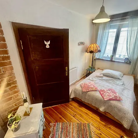 Апартаменты Do Zobaczenia Miejsce Nieidealne Ольштын